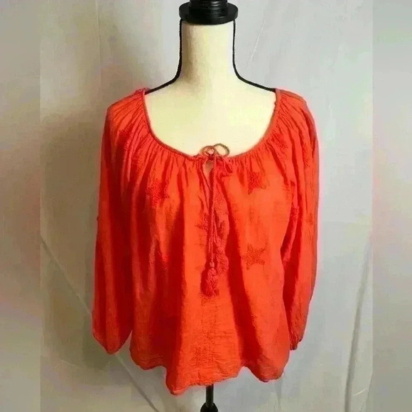 Tops - Red with embroidered Stars Lightweight Shirt (Size XL)